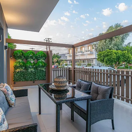 My Savvas Мини-отель Хараки