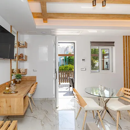 My Savvas Мини-отель Хараки